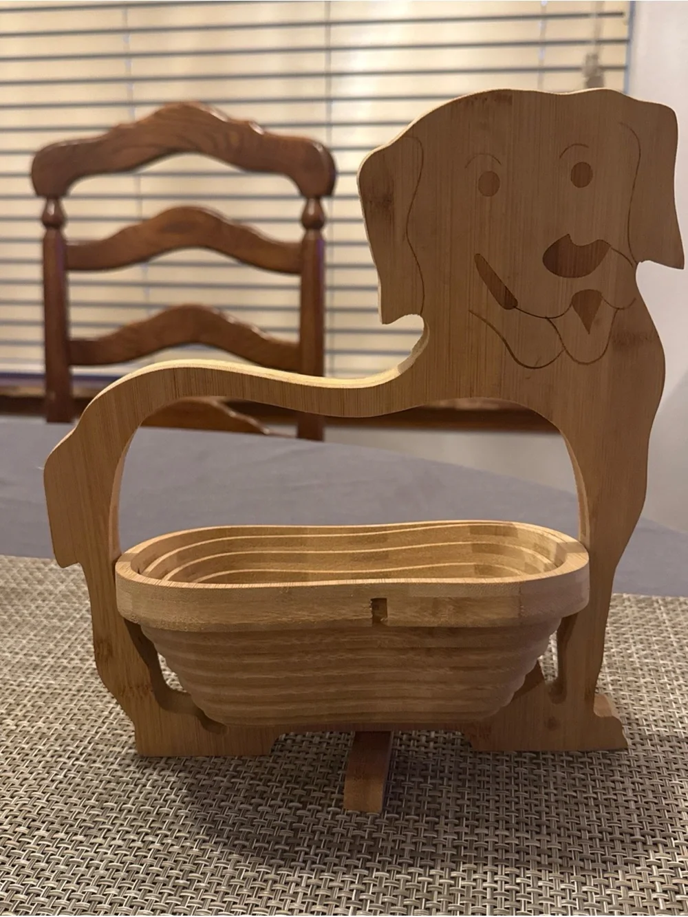 Mallorca Wooden Dog-Shaped Trivet / Serving Board - Natural Bamboo